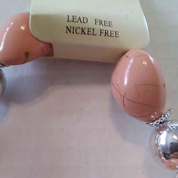 Nwt Peach and Silver Bracelet - Picture 2 of 5